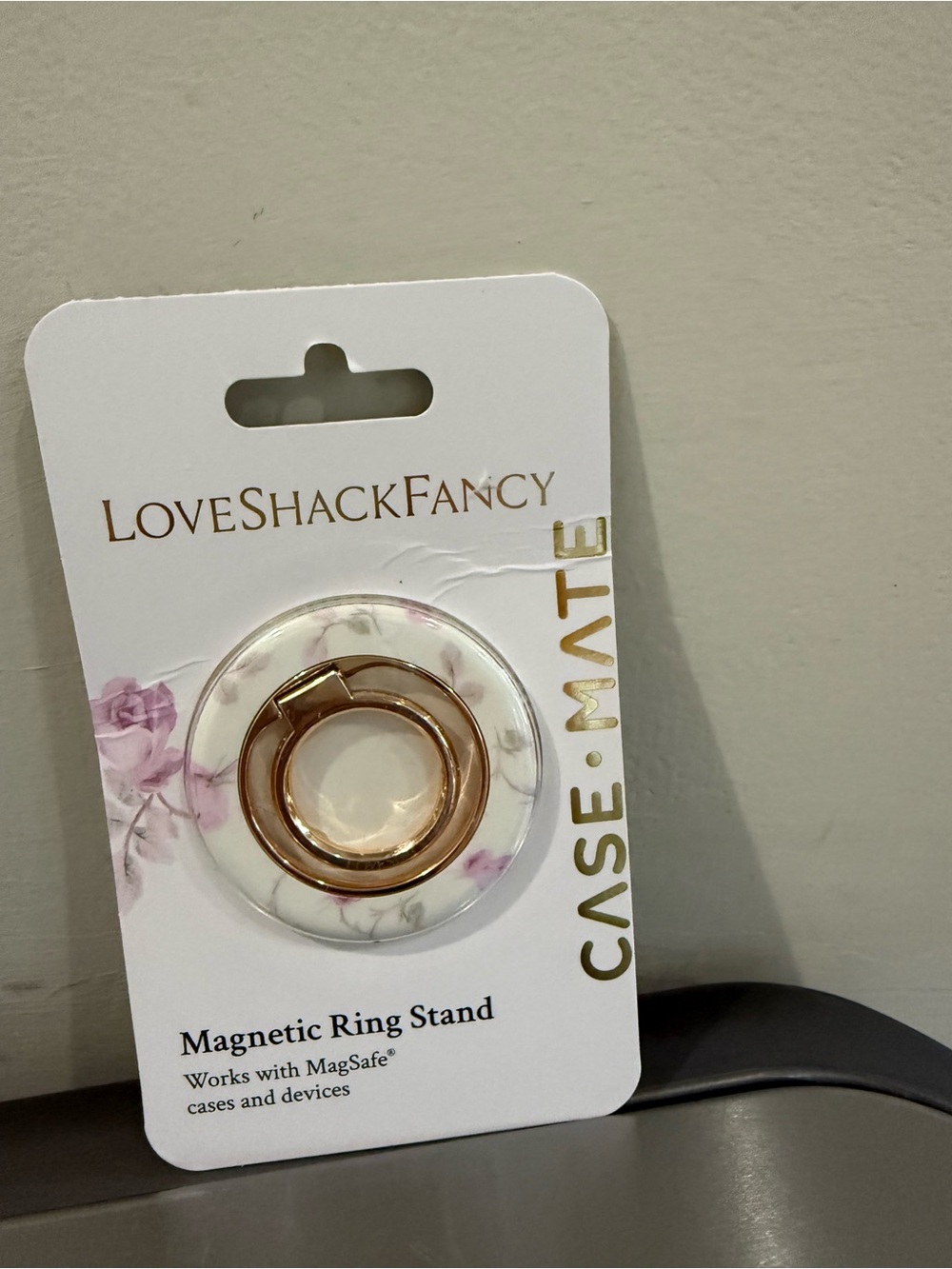 case-mate LoveShackFancy Rose Gold Magnetic Ring Stand - White Floral